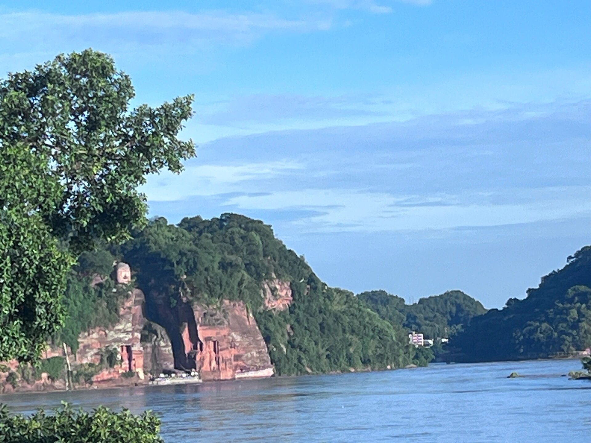 乐山大佛旅游路线乐山大佛旅游路线攻略-第2张图片
