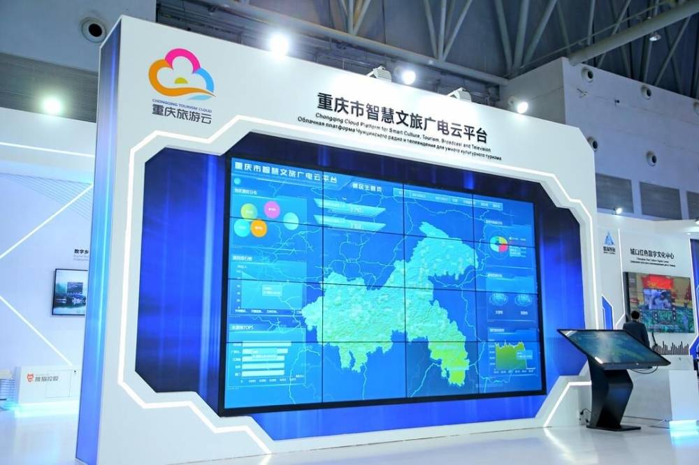 电玩巴士御龙在天，沉浸式游戏体验之旅