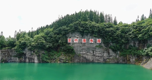 彭水阿依河彭水阿依河，山水间的梦幻之旅-第2张图片