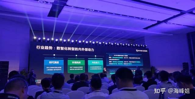 136.cm是什么邮箱136.com，互联网新时代的领航者