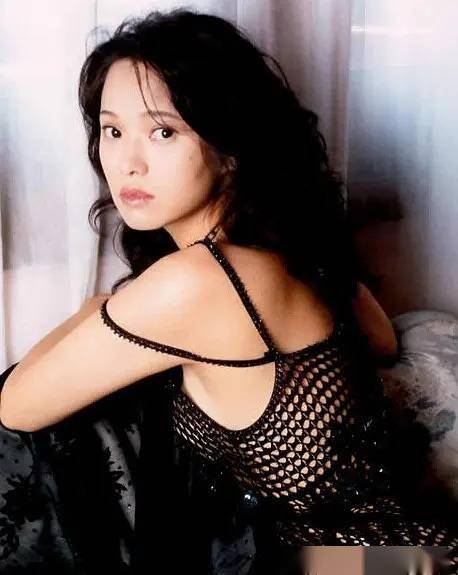 伊能静未经ps照伊能静未经PS照，真实之美