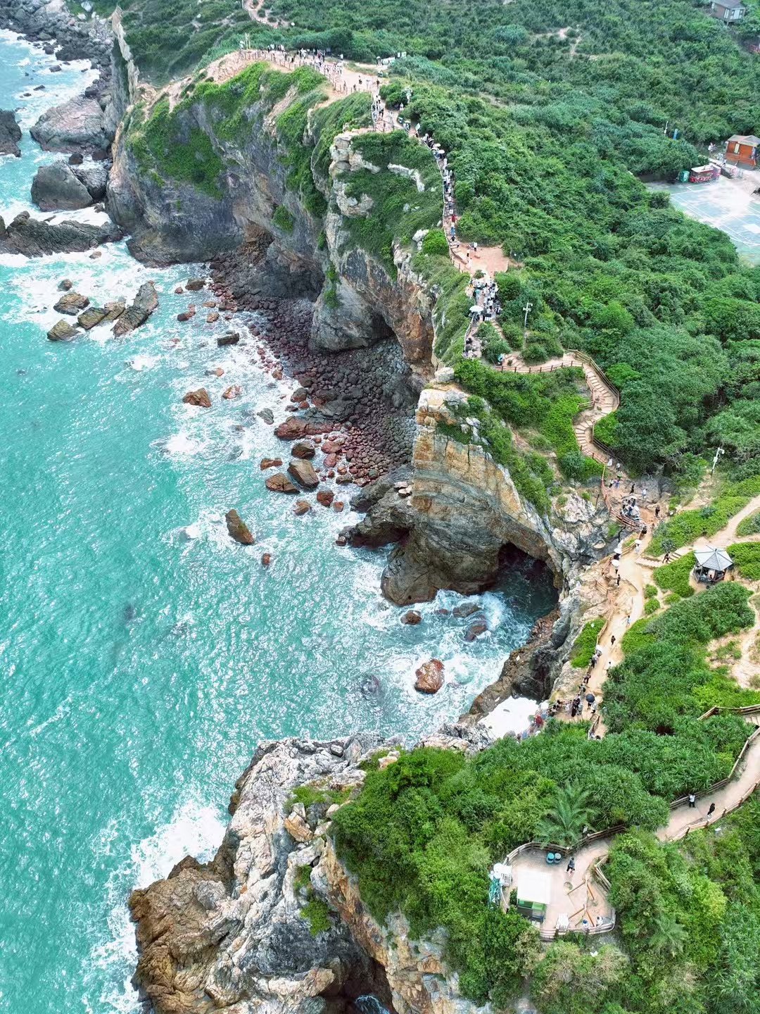 港龙假期，畅享海滨度假之旅-第2张图片