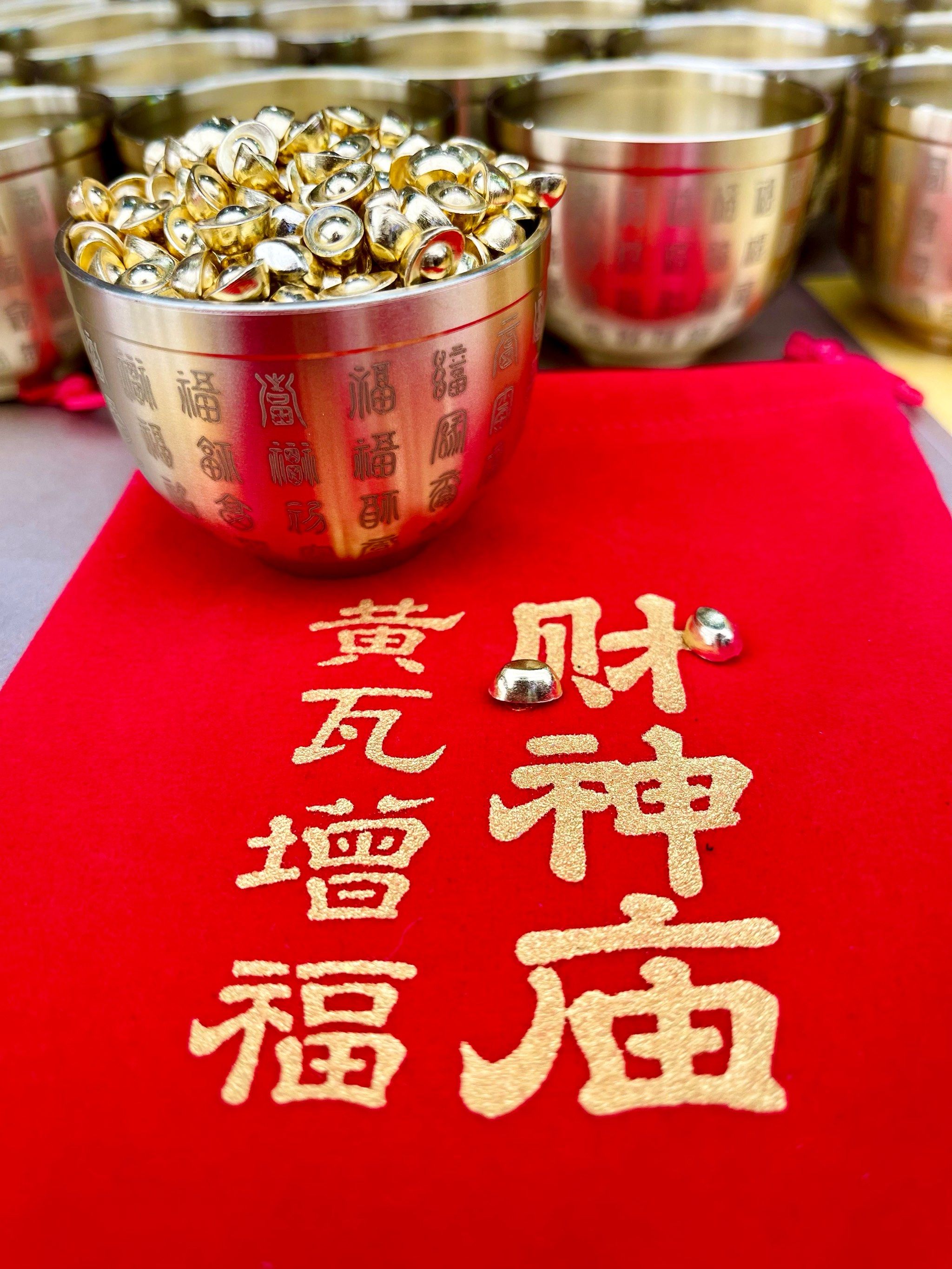 财神爷心水坛论km财神爷心水论坛，财富与智慧的交汇之地-第1张图片