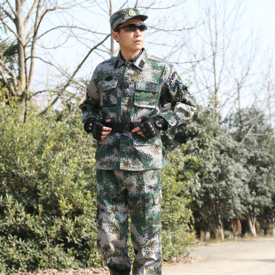 07迷彩服图片07迷彩服，时代的印记与青春风采