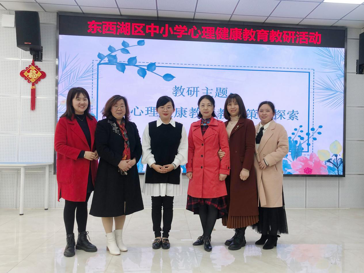 金锁匙俱乐部，心灵之锁，互助之桥-第1张图片