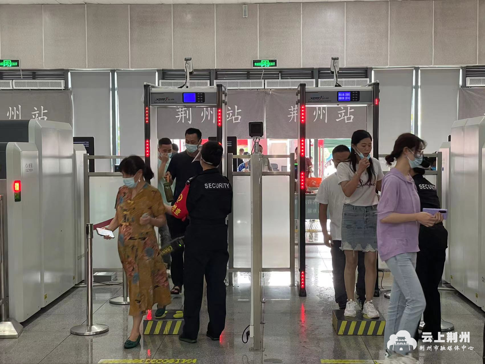 阜阳火车站24小时咨询电话阜阳火车站，历史与现代的交汇点-第2张图片