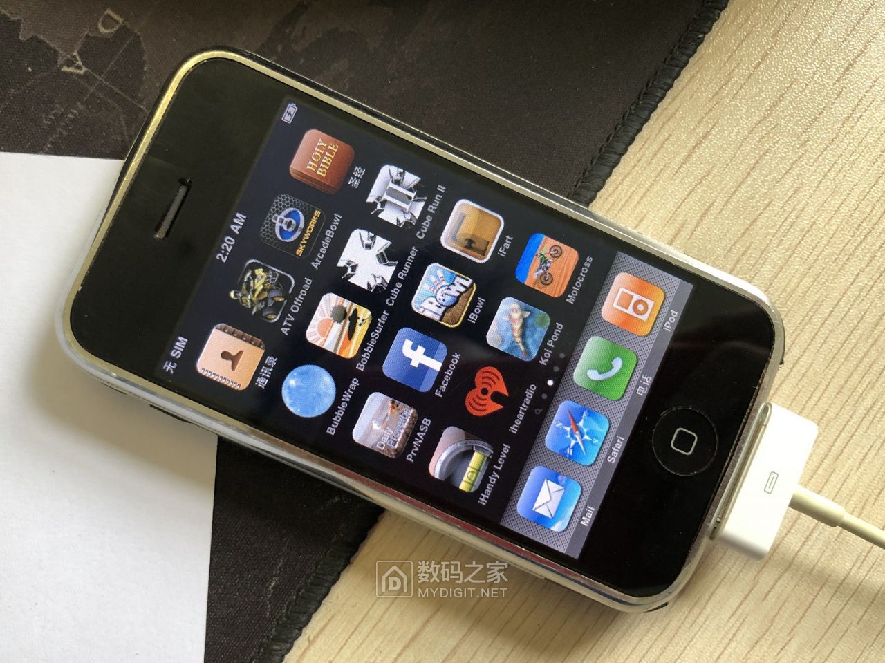 初代未拆封IPHONE拍出113万，数码传奇的背后