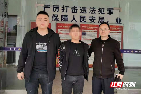 益阳网红吴翠玲个人简介及照片益阳网，城市生活的新窗口-第2张图片