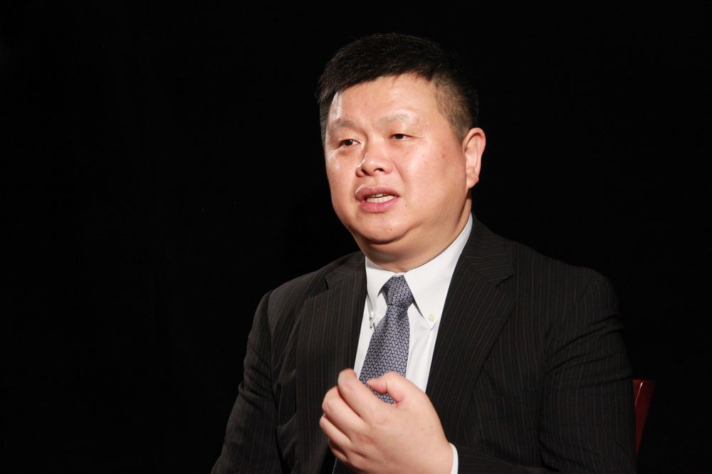 沈明亮，光芒四射的探索者