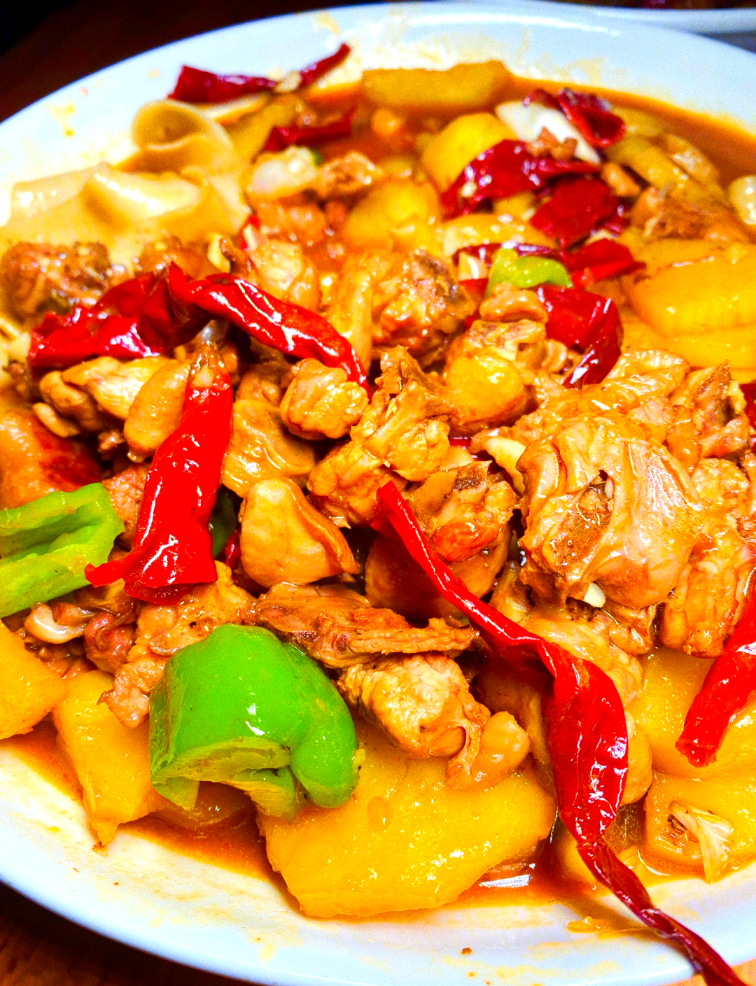 中国十大冷鲜鸡肉品牌六合鸡，美食之韵