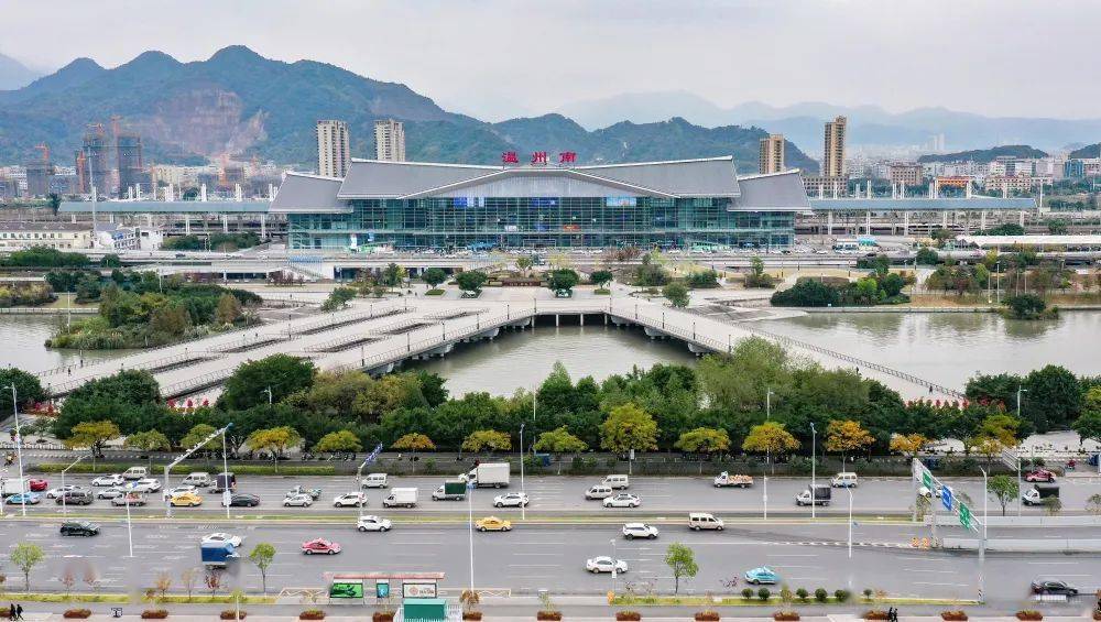 亳州长途汽车站，交通枢纽与城市门户