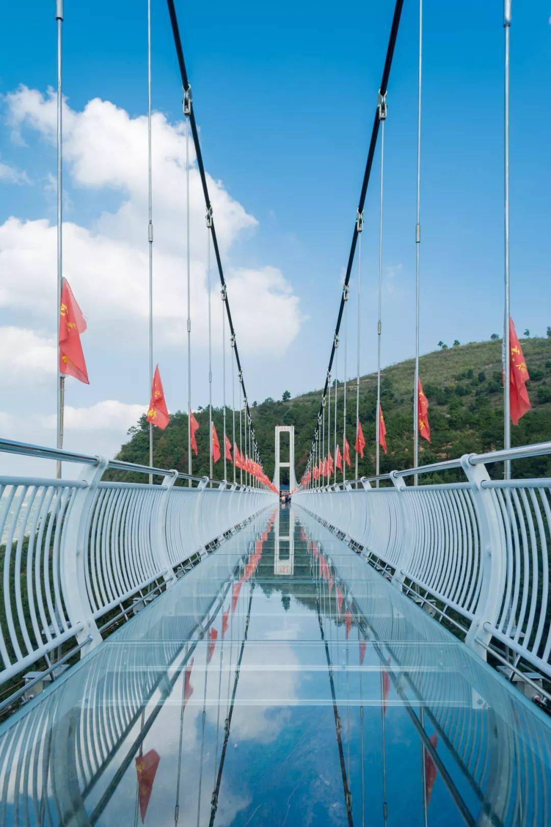 河源黄龙岩河源黄龙岩之美-第2张图片