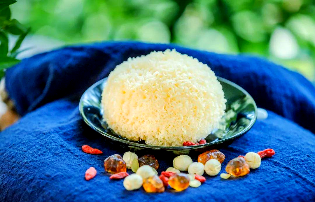 银耳种类大全银耳种类繁多，品味各异-第1张图片
