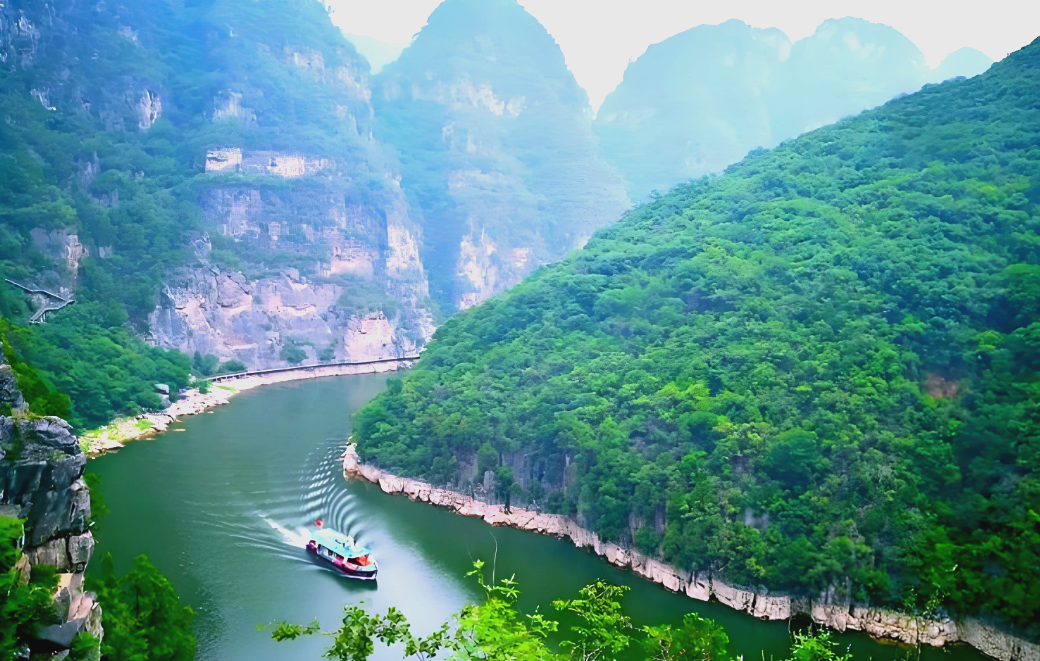 博爱青天河，山水间的博爱之境