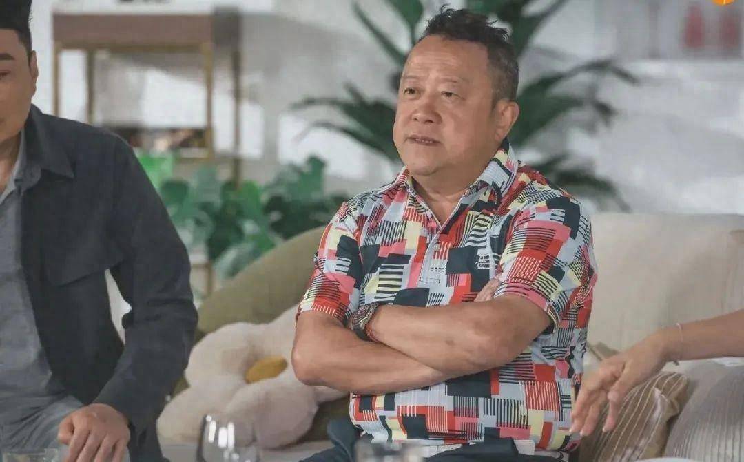 曾宝仪男友交往后才知她爸是曾志伟曾宝仪男友揭秘-第2张图片