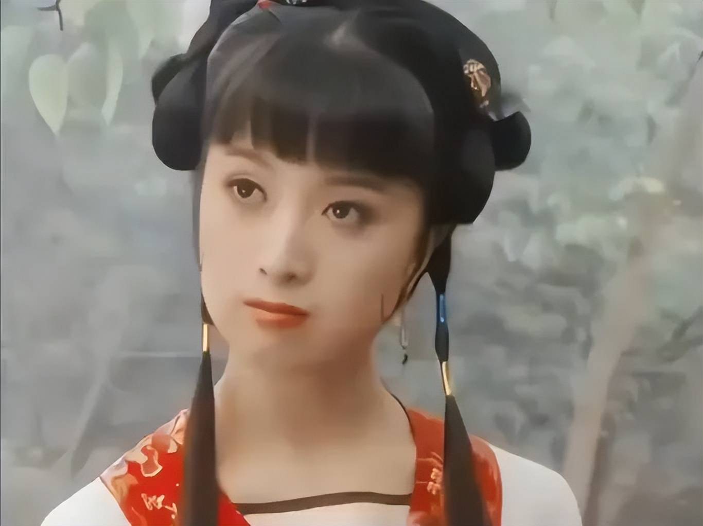 傅艺伟和金巧巧傅艺伟与金巧巧，演艺界的璀璨明星-第2张图片