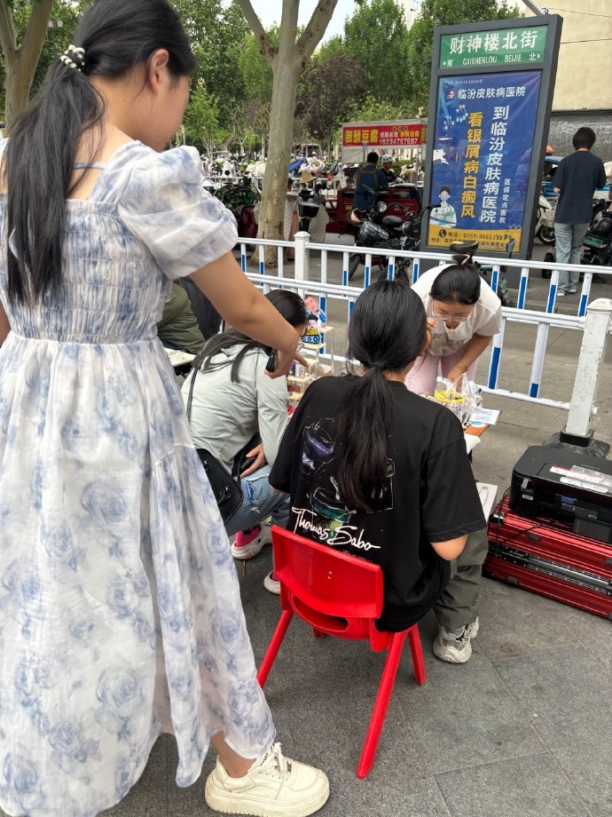 摇摇乐摆摊怎么样好卖吗摇摇乐，生活中的快乐音符
