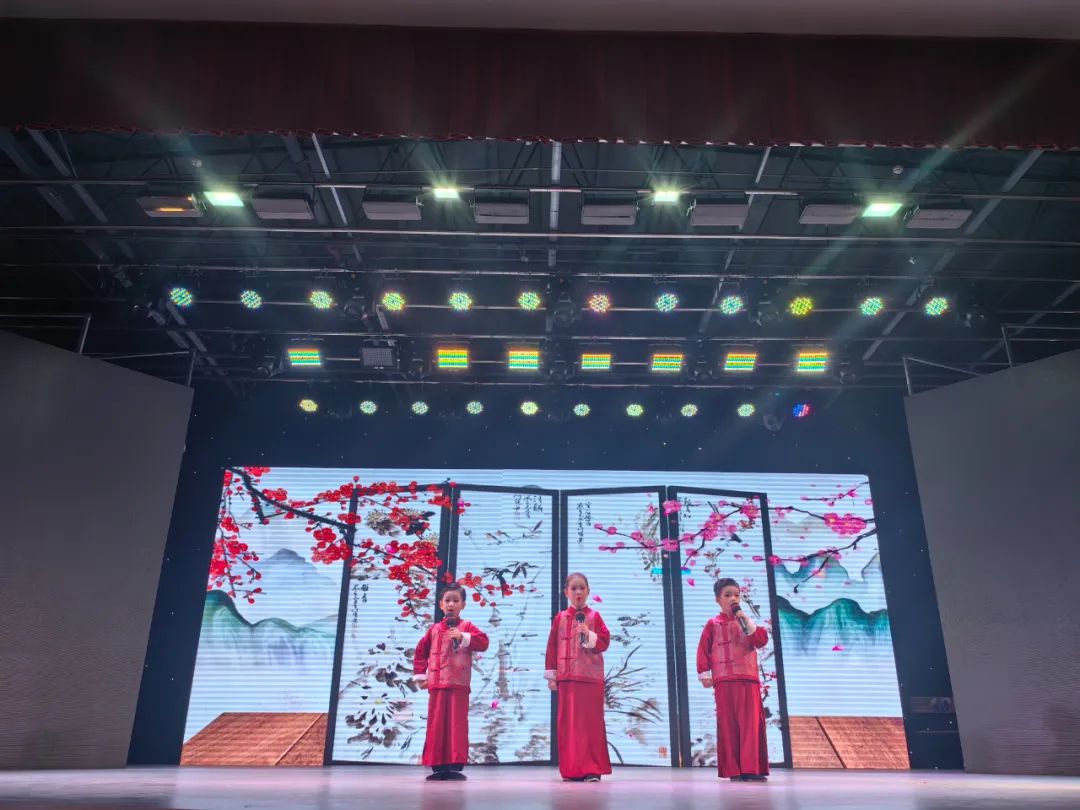 中华演艺网还有没有了中华演艺网，文化传承的新窗口-第3张图片